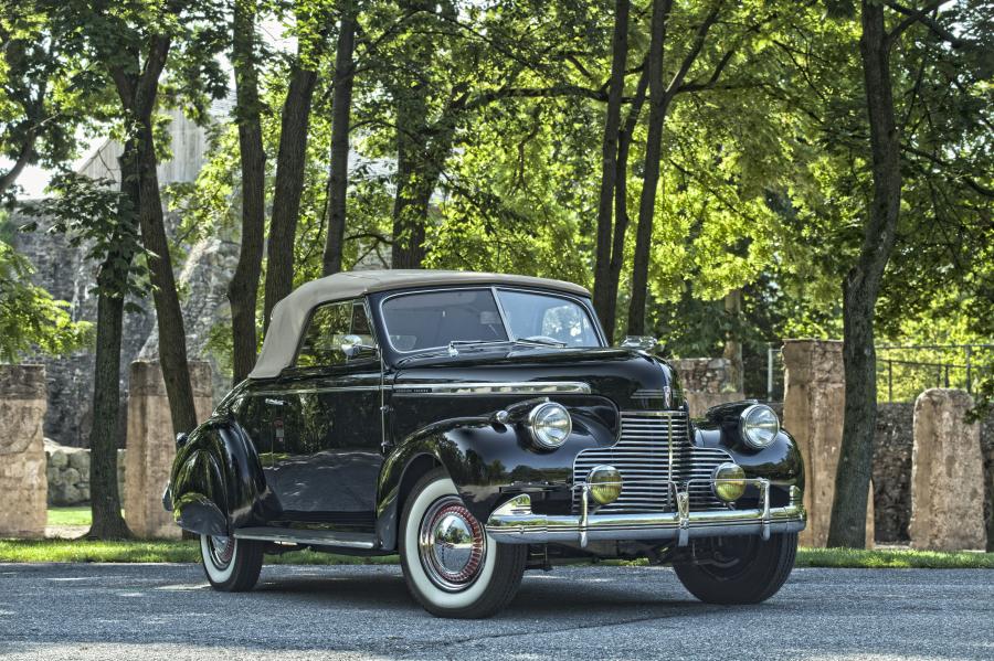  Chevrolet Special DeLuxe Convertible Coupe 1940 года  (фото 12 из 52)